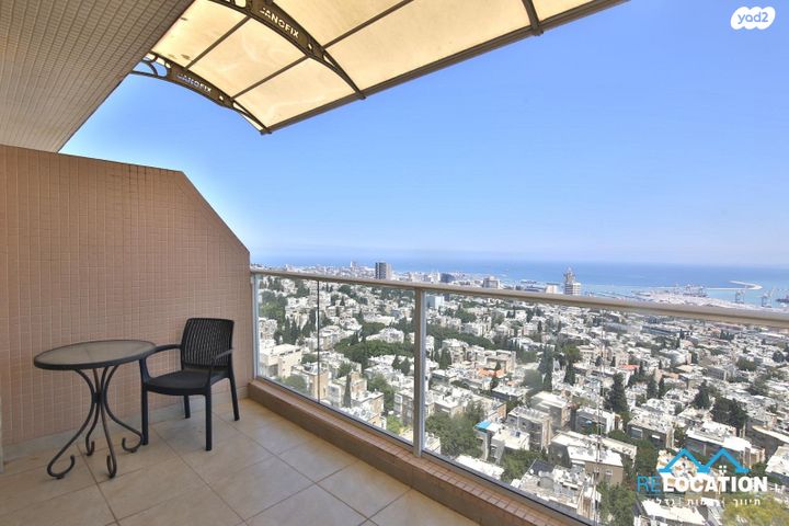 ליאון בלום 