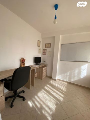 דירה, דוד המלך, שכונה ד', באר שבע