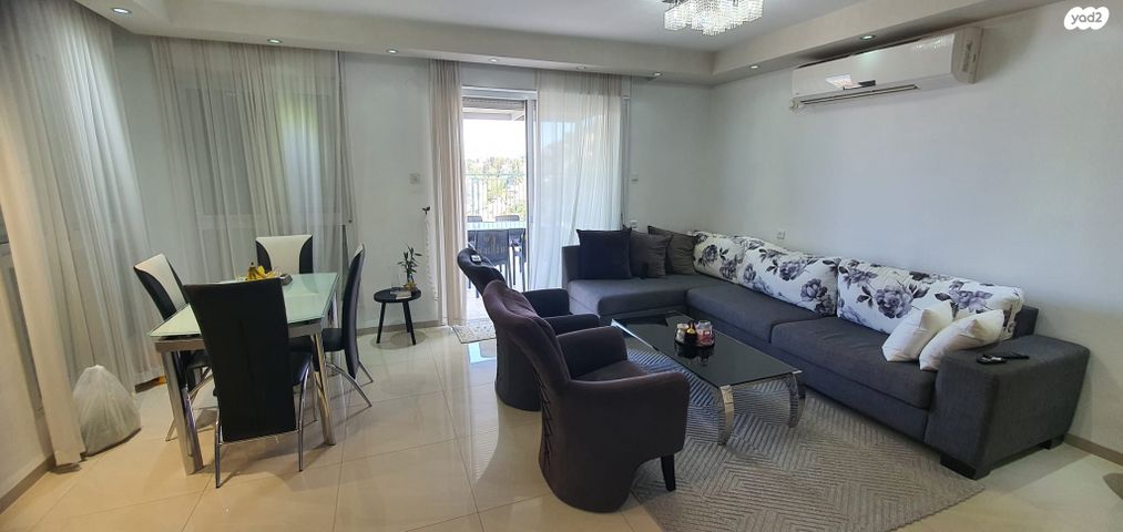 גג/ פנטהאוז, הבישוף חג'אר 3, עבאס, חיפה