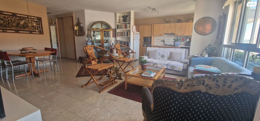 דירה, משה קול, בית הכרם, רמת בית הכרם, ירושלים