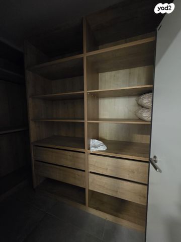 דירה, הרצל 136, גבעת הרצל, אזור המלאכה יפו, תל אביב יפו