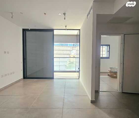 דירה, תוצרת הארץ, נחלת יצחק, תל אביב יפו