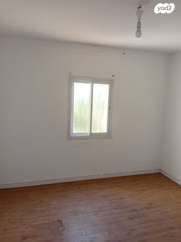 דירה, שדרות ירושלים 205, יפו ד', גבעת התמרים, תל אביב יפו