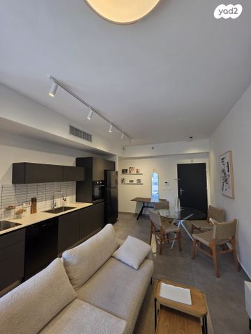 דירה, הרצל 136, גבעת הרצל, אזור המלאכה יפו, תל אביב יפו