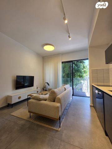 דירה, הרצל 136, גבעת הרצל, אזור המלאכה יפו, תל אביב יפו