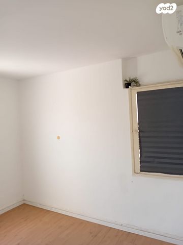 דירה, שדרות ירושלים 205, יפו ד', גבעת התמרים, תל אביב יפו