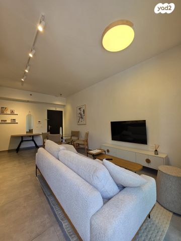 דירה, הרצל 136, גבעת הרצל, אזור המלאכה יפו, תל אביב יפו