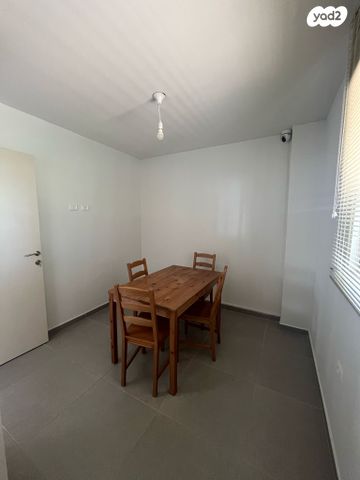 משרדים, בני עטרות, בני עטרות