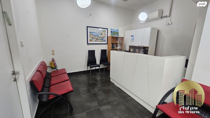 שדרות העצמאות 67