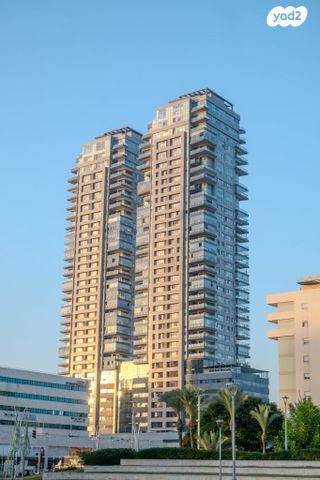 שדרות ירושלים 