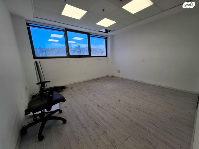 משרדים, חיפה