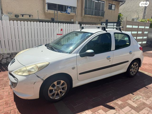 מודעת רכב פיג'ו 206