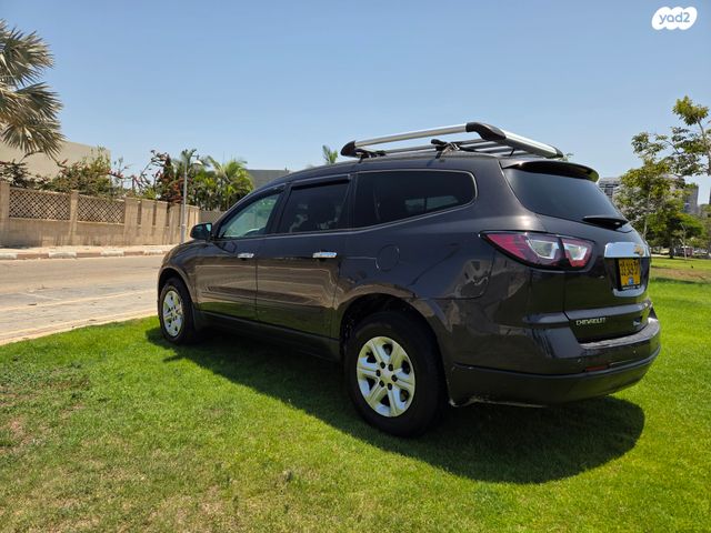 שברולט טראוורס