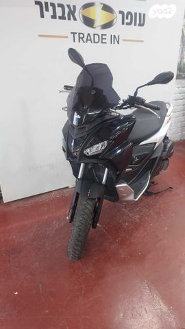 מודעת רכב אפריליה SR GT 200