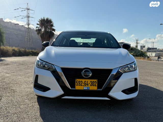 ניסאן סנטרה