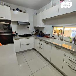 דירה, מקווה ישראל 4, רובע ט', אשדוד