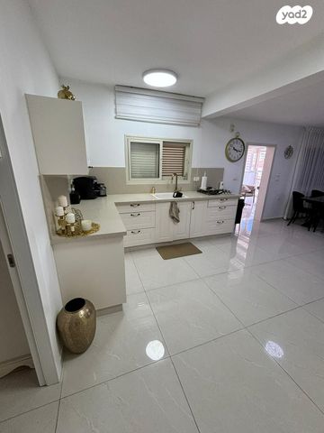 דירה, המעפילים, גבעת אולגה, חדרה