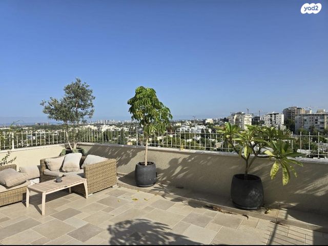 גג/ פנטהאוז, נווה רסקו, רמת השרון