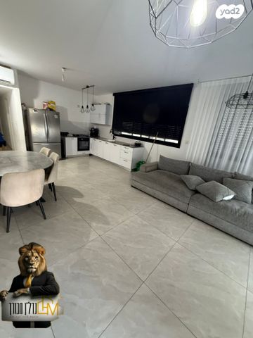 דירה, אריאל שרון 1, נווה שרון / שער העיר, נתיבות