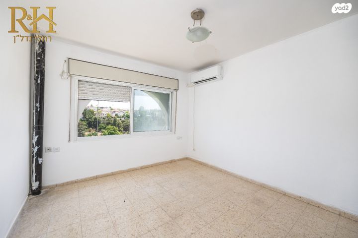 בית פרטי/ קוטג', יהושע בן נון 7, המכבים, גבעת זאב