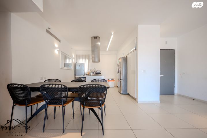 גג/ פנטהאוז, ניצן 31, נווה רבין, אור יהודה