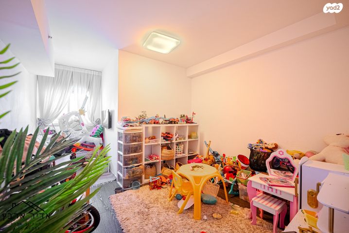 גג/ פנטהאוז, ניצן 31, נווה רבין, אור יהודה