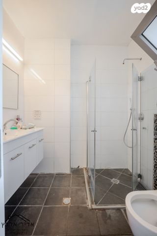 גג/ פנטהאוז, ניצן 31, נווה רבין, אור יהודה