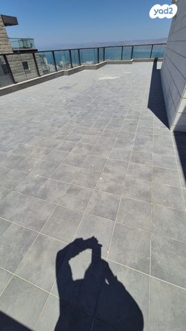 גג/ פנטהאוז, בר כוכבא 68, אחוזת כנרת, טבריה