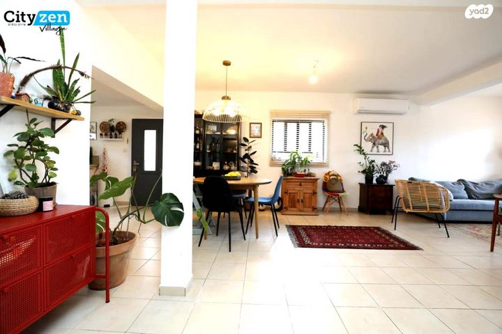 דו משפחתי, אבן יהודה