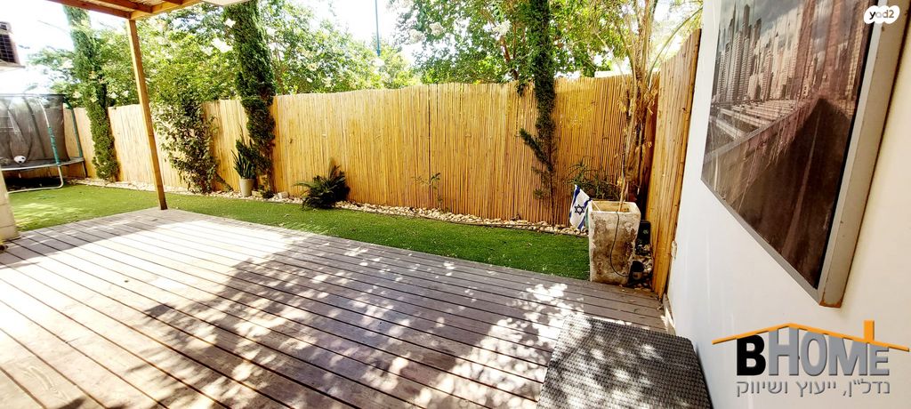 דירת גן, שדרות יצחק רבין 1, רמת אמיר, קדימה צורן