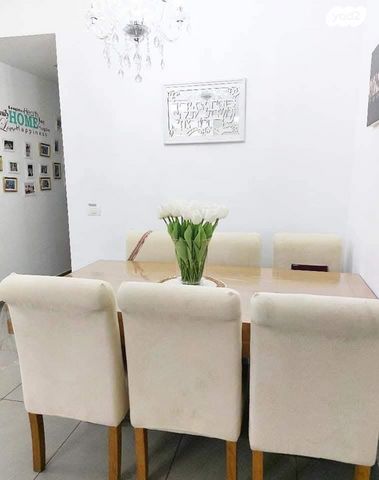 דירת גן, שושנה דמארי 8, קרית האמנים, מצליח, רמלה