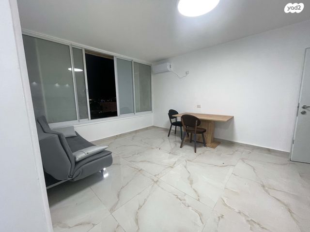 דירה, קיבוץ גלויות, אפרידר, אשקלון