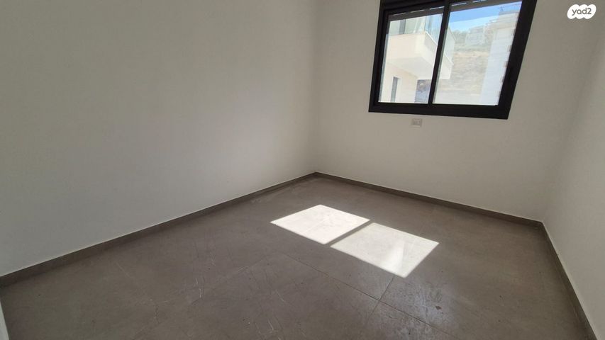 דירה, בר כוכבא 68, אחוזת כנרת, טבריה