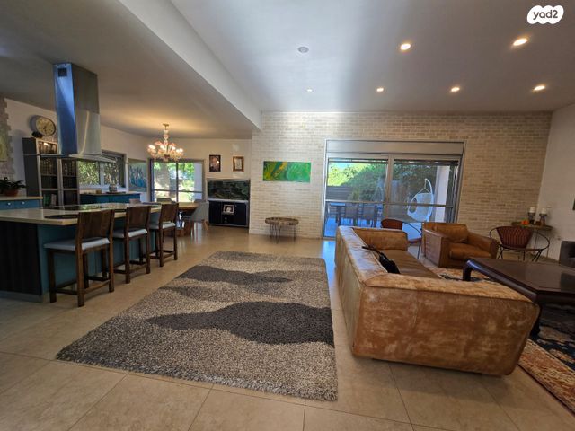 בית פרטי/ קוטג', האגוז, נווה ימין, נווה ימין