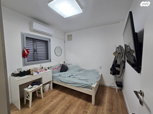 דירת גן, אמה טאובר פרידמן, הרצליה הירוקה, נווה עובד, הרצליה