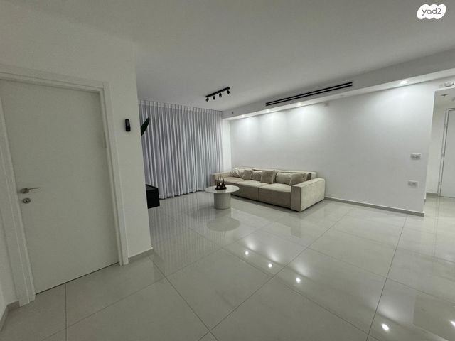 דירה, משה לוי, נאות שמיר, רמלה