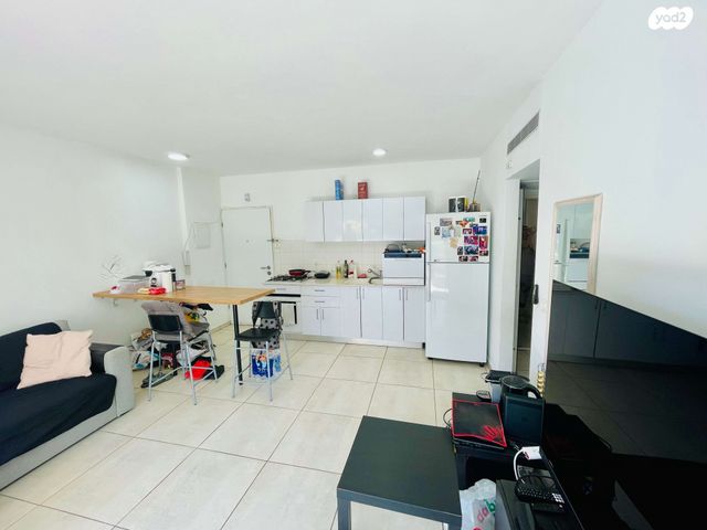 דירה, רבי שלום שרעבי 1, נווה פז, חיפה