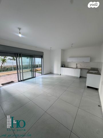 דירת גן, המציל היהודי, ברנע, אשקלון