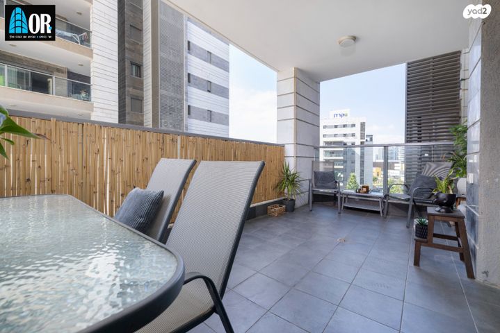 דירה, שדרות הרב משה שמואל שפירא, פארק המושבה, באר יעקב