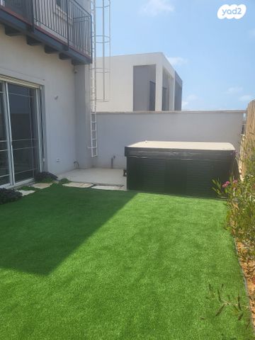 בית פרטי/ קוטג', חדרה