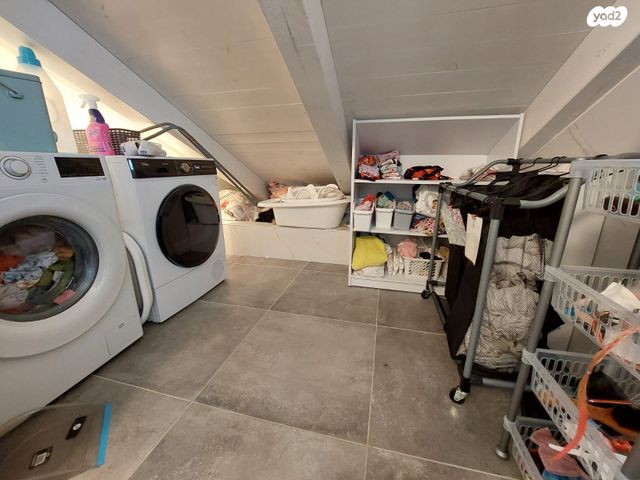 דירת גן, נווה עמל, הרצליה