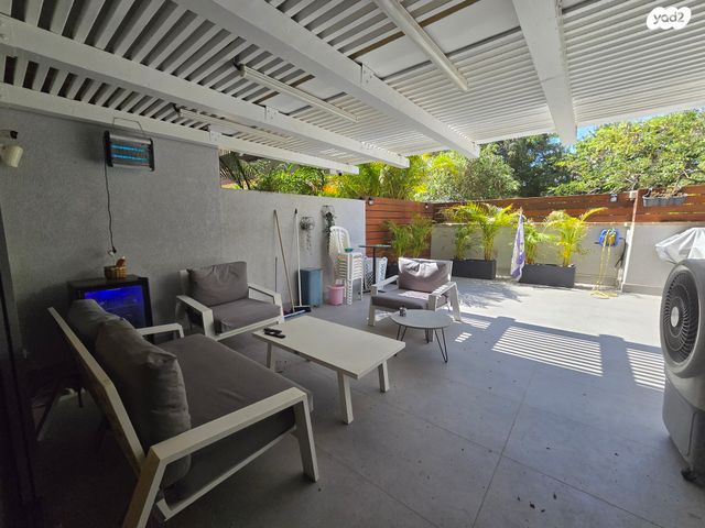 דירת גן, אמה טאובר פרידמן, הרצליה הירוקה, נווה עובד, הרצליה