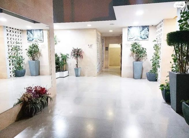 דירת גן, שושנה דמארי 8, קרית האמנים, מצליח, רמלה