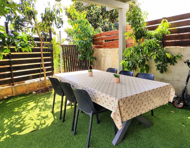 דו משפחתי, דן, כפיר יוסף, אלפי מנשה