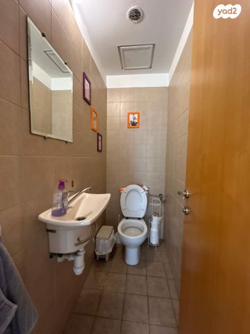 דירה, שלום עליכם 22, לב תל אביב, לב העיר צפון, תל אביב יפו