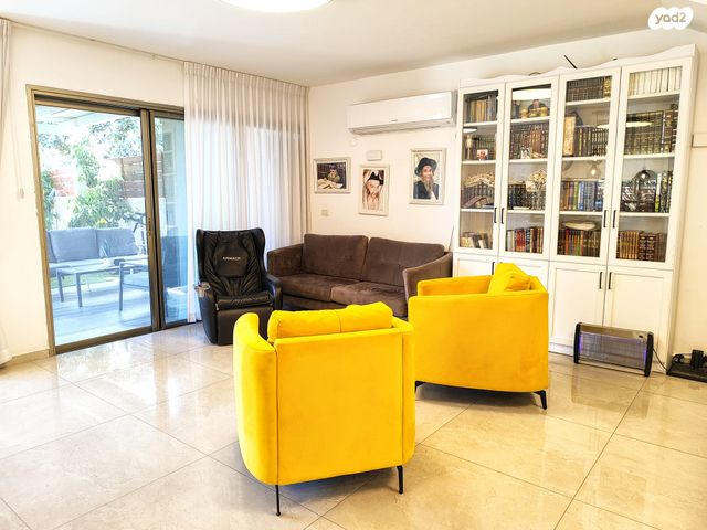 דו משפחתי, דן, כפיר יוסף, אלפי מנשה