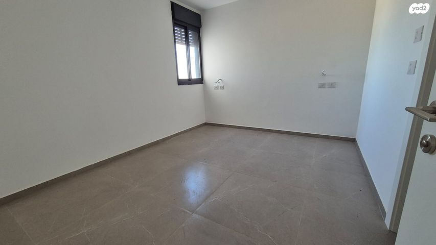 דירה, בר כוכבא 68, אחוזת כנרת, טבריה