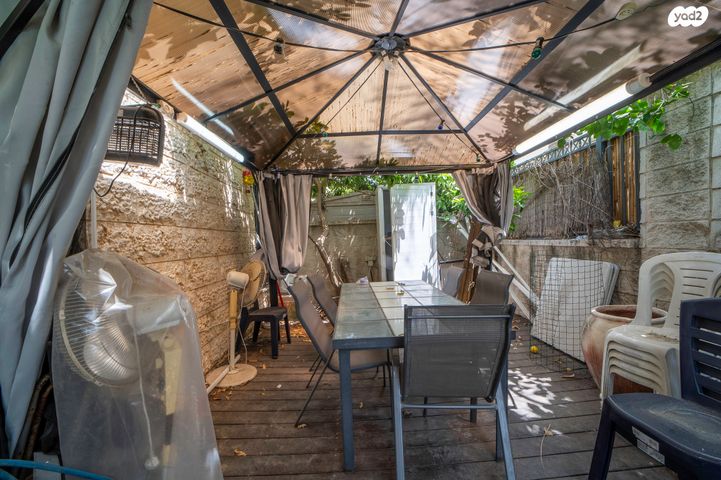 דו משפחתי, רמת ישי