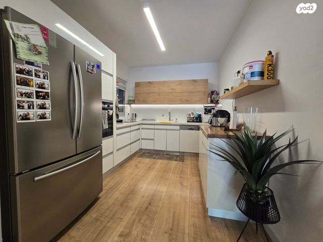 דירת גן, אמה טאובר פרידמן, הרצליה הירוקה, נווה עובד, הרצליה