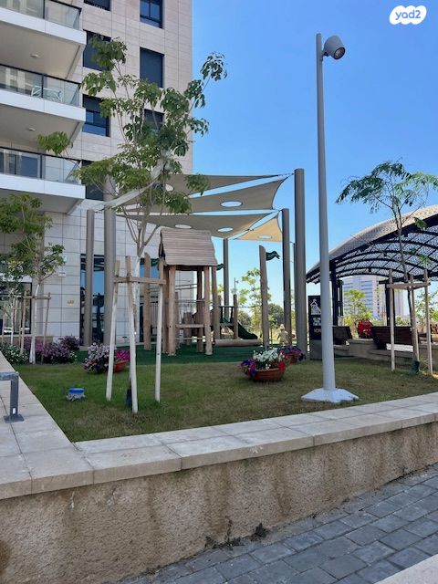 דירה, אמנון ליפקין שחק, נוף הטיילת, נתניה